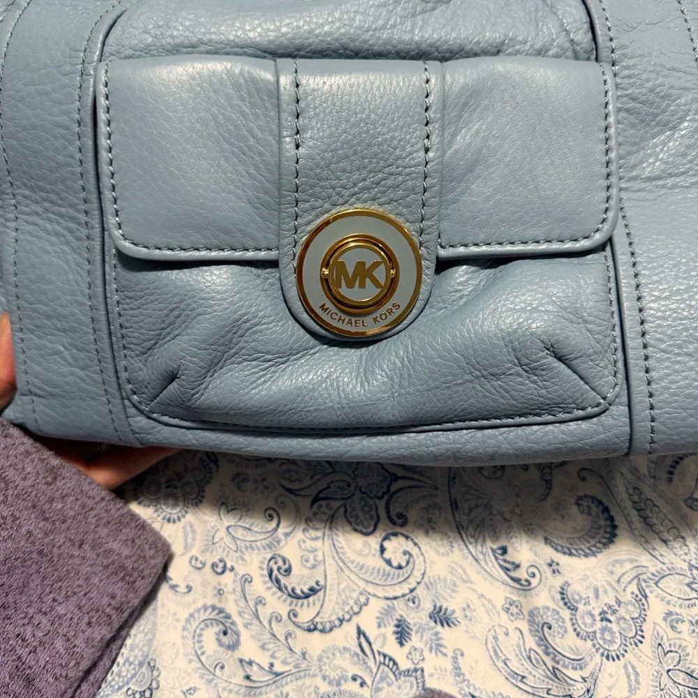 Michael Kors Light Blue Leather Shoulder Bag - Picture 2 of 11